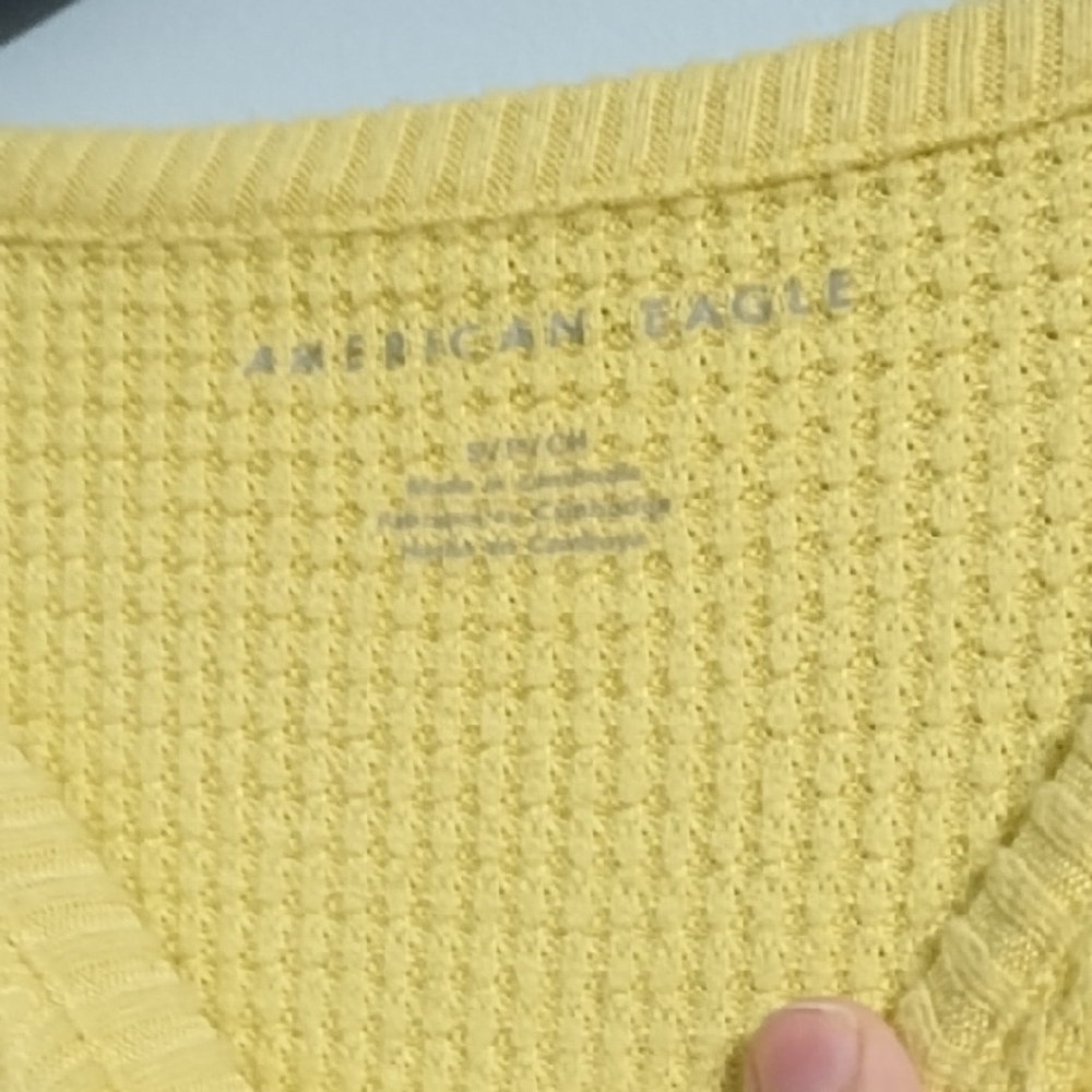 American Eagle Mustard Knit Pullover - Picture 3 of 3